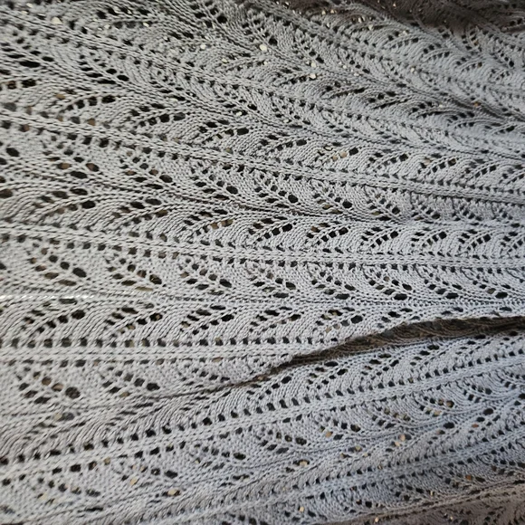 Gray Lace Knit Top - Picture 2 of 4